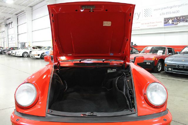 Porsche 911 1987 photo 42