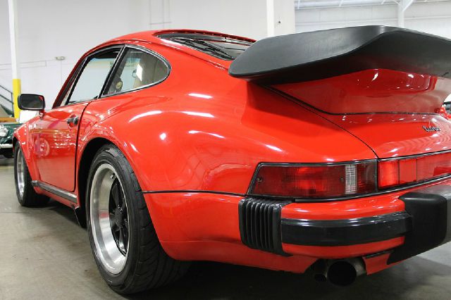 Porsche 911 1987 photo 56