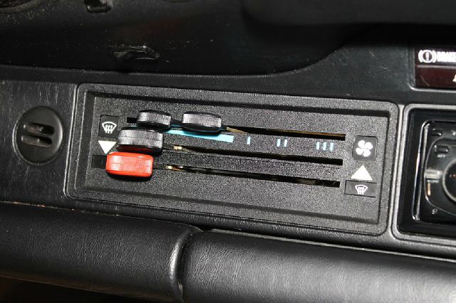 Porsche 911 1987 photo 76