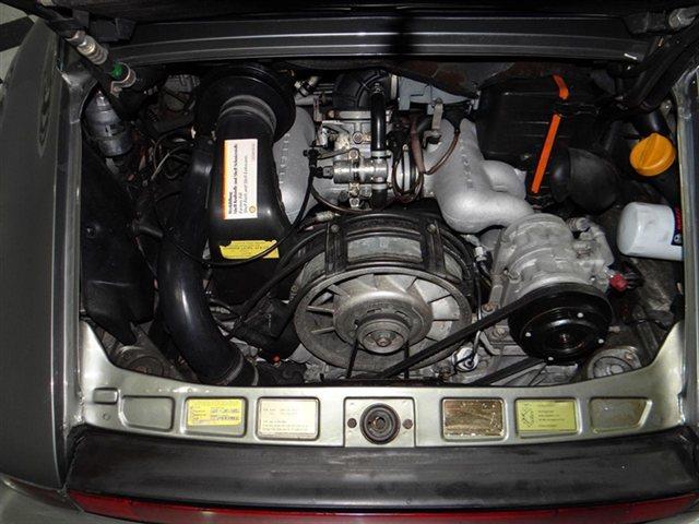 Porsche 911 1988 photo 1