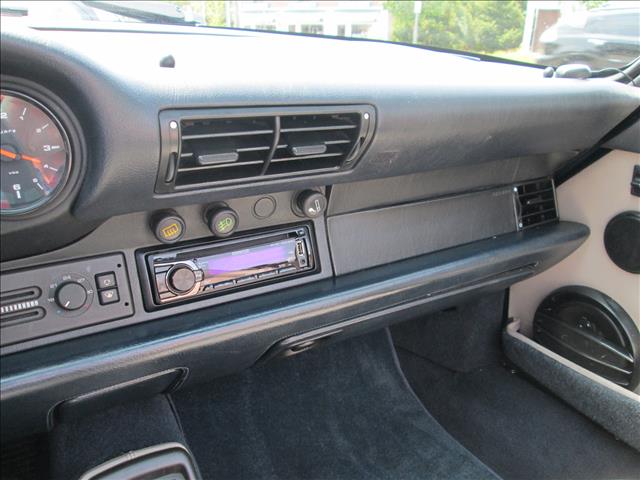 Porsche 911 1990 photo 11