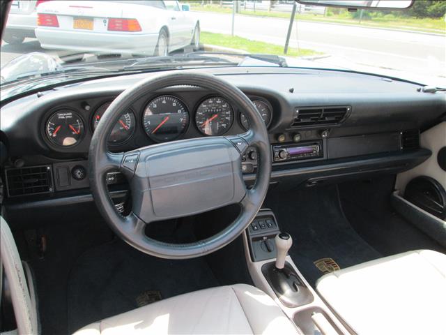 Porsche 911 1990 photo 8