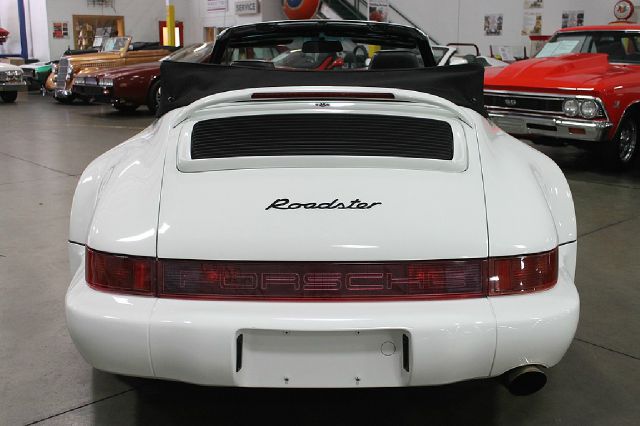 Porsche 911 1992 photo 2
