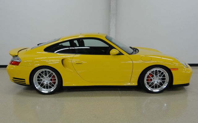 Porsche 911 2002 photo 1