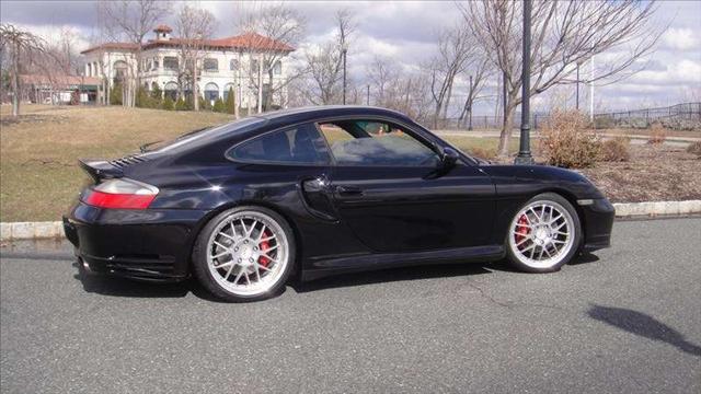 Porsche 911 2002 photo 2