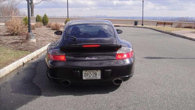 Porsche 911 2002 photo 5