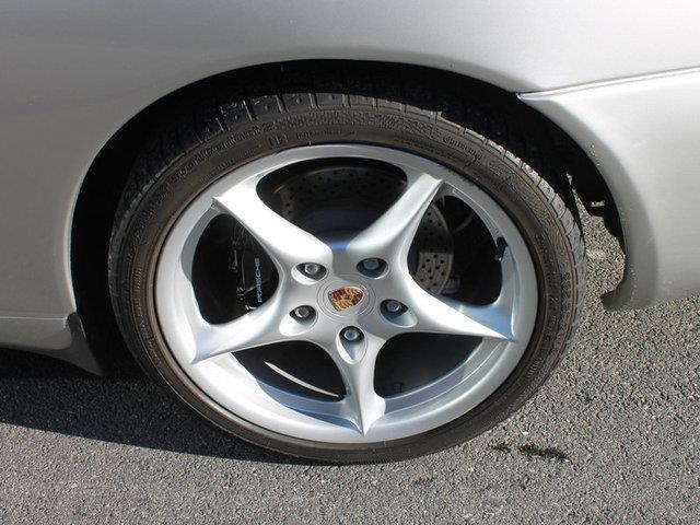 Porsche 911 2002 photo 4