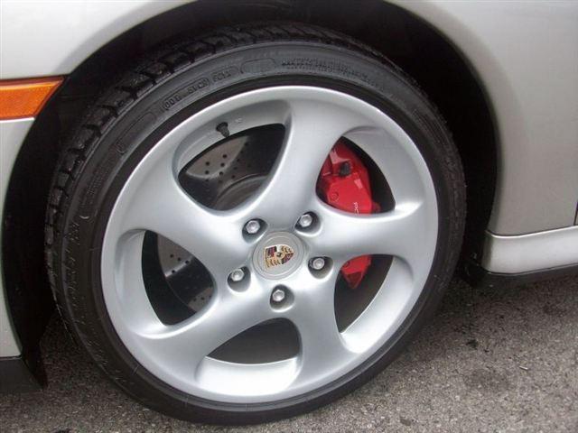 Porsche 911 2003 photo 2