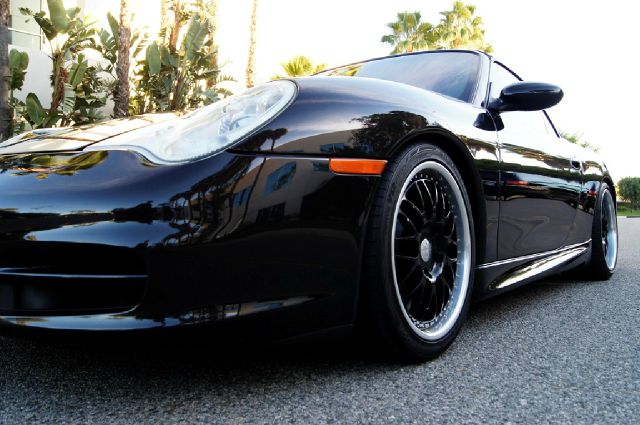 Porsche 911 2003 photo 1