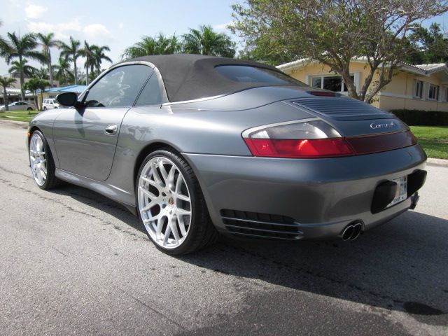 Porsche 911 2004 photo 2