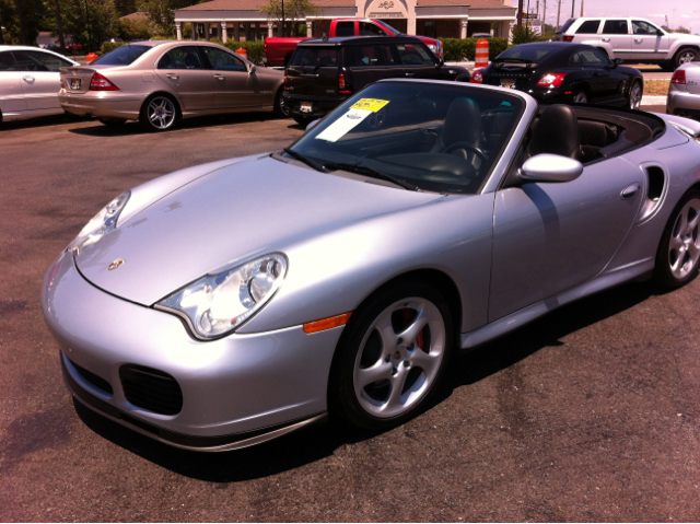 Porsche 911 2004 photo 2