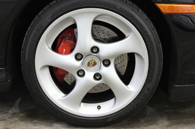 Porsche 911 2004 photo 2