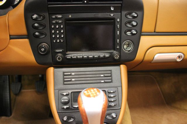 Porsche 911 2004 photo 9