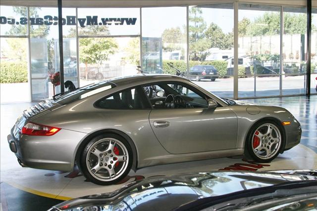 Porsche 911 2005 photo 3