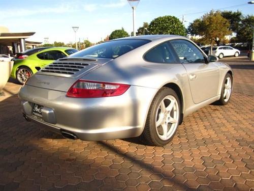 Porsche 911 2007 photo 2