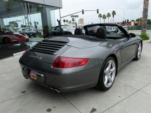 Porsche 911 2007 photo 2