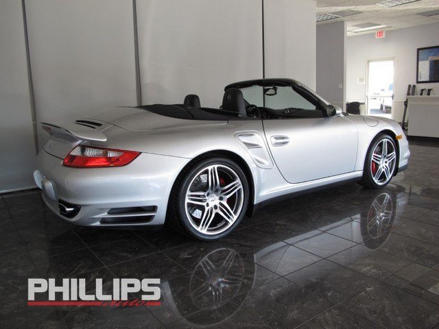 Porsche 911 2008 photo 1