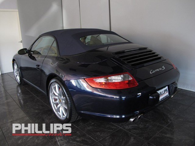 Porsche 911 2008 photo 2