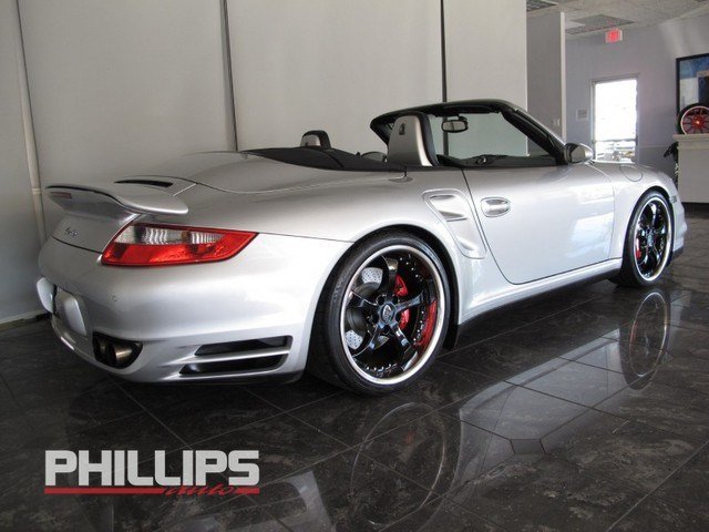 Porsche 911 2008 photo 1