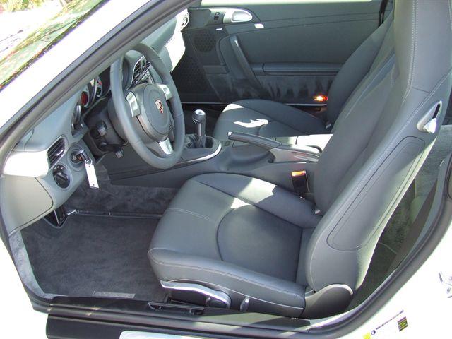 Porsche 911 2008 photo 2