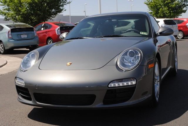 Porsche 911 2009 photo 2