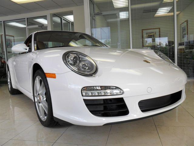 Porsche 911 4WD REG CAB 120.5 SLT Coupe