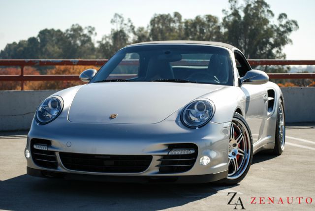 Porsche 911 2010 photo 0
