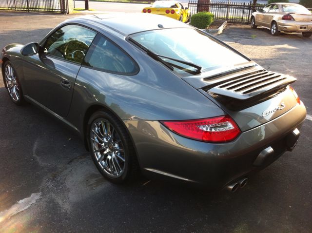 Porsche 911 2011 photo 1