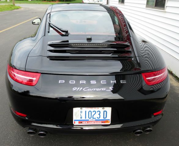 Porsche 911 2012 photo 1