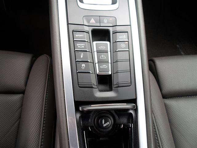 Porsche 911 2012 photo 12