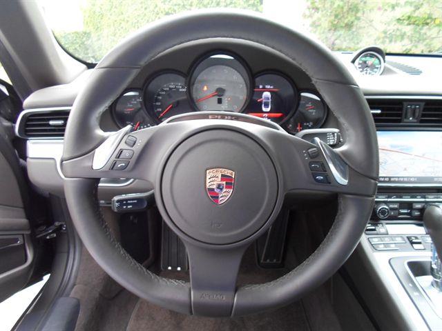 Porsche 911 2012 photo 22