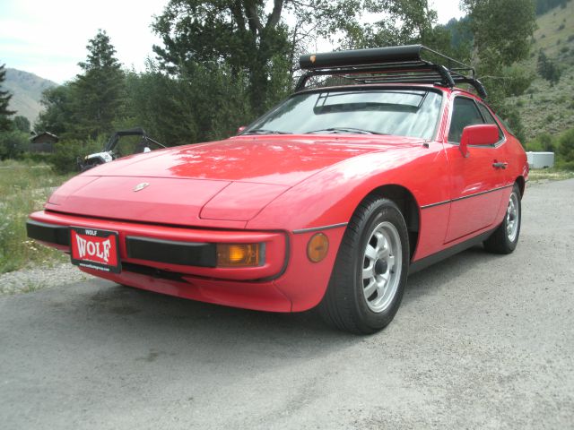 Porsche 924 1979 photo 2