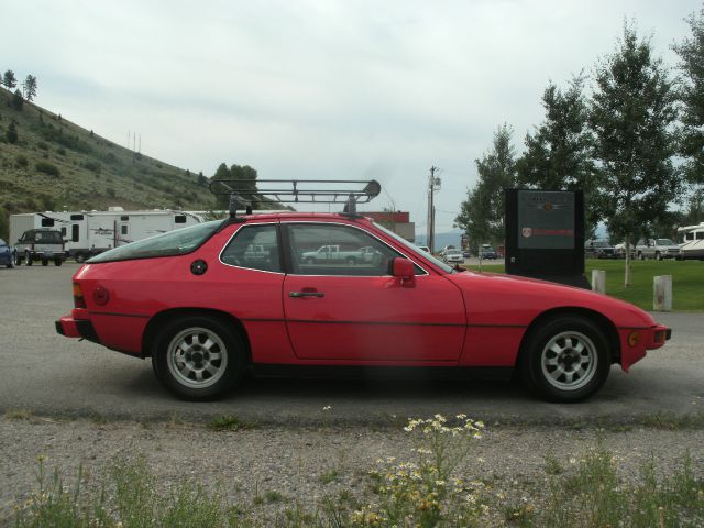 Porsche 924 1979 photo 3