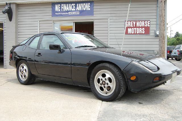 Porsche 924 1987 photo 4