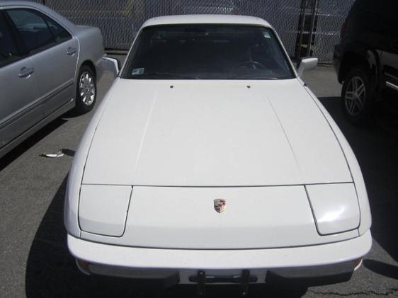 Porsche 924 1987 photo 3