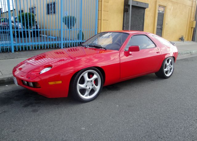 Porsche 928 1979 photo 3