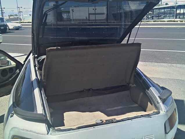 Porsche 928 1984 photo 3