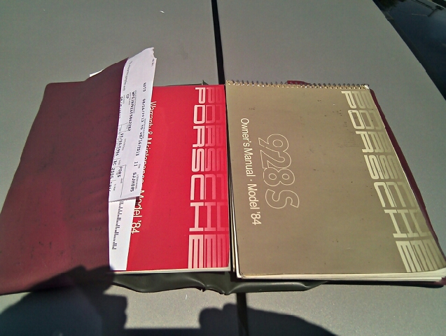 Porsche 928 1984 photo 4