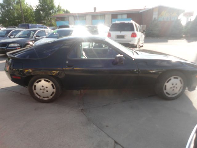 Porsche 928 1986 photo 3