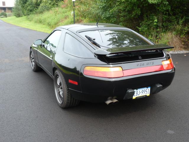 Porsche 928 1993 photo 1