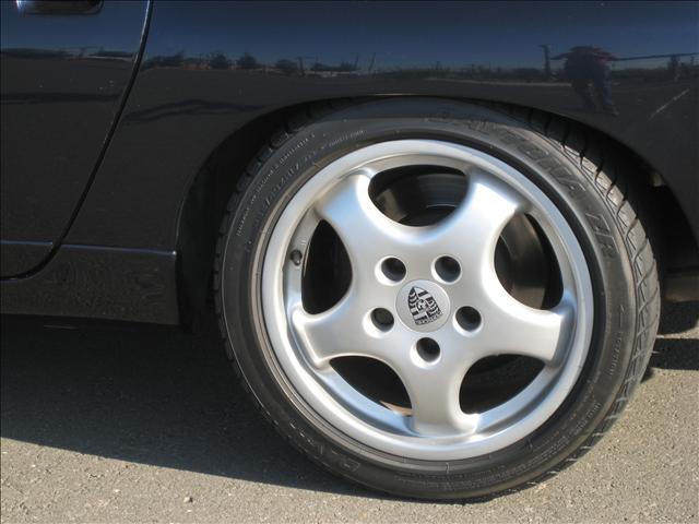 Porsche 928 1994 photo 2