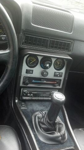 Porsche 944 Base Coupe