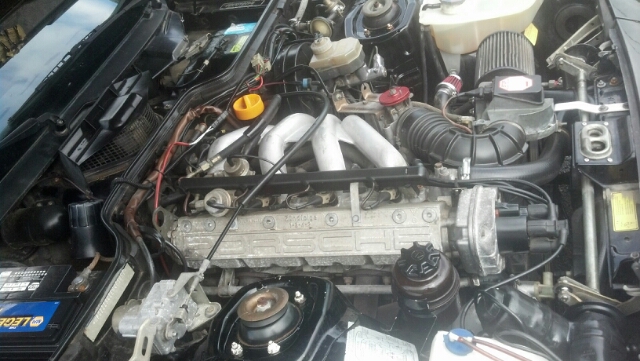 Porsche 944 1984 photo 1