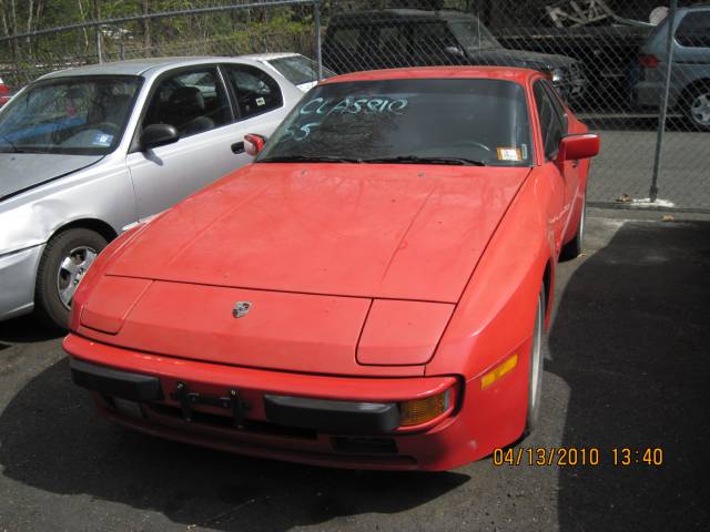 Porsche 944 1985 photo 3