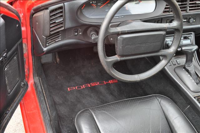 Porsche 944 1986 photo 4