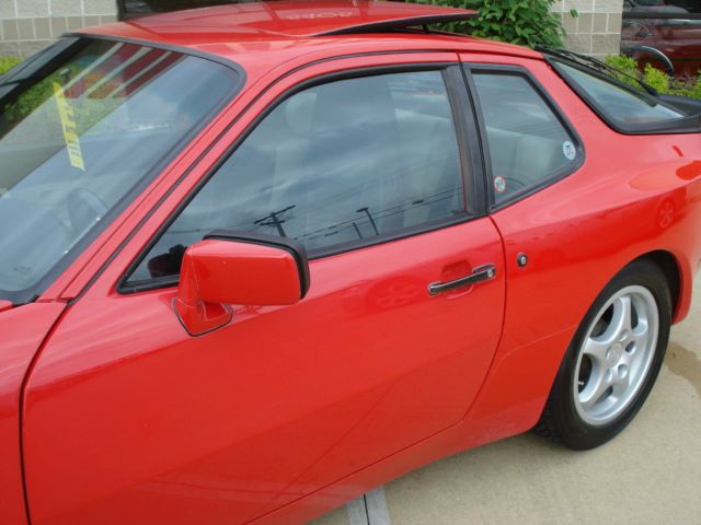 Porsche 944 1987 photo 12