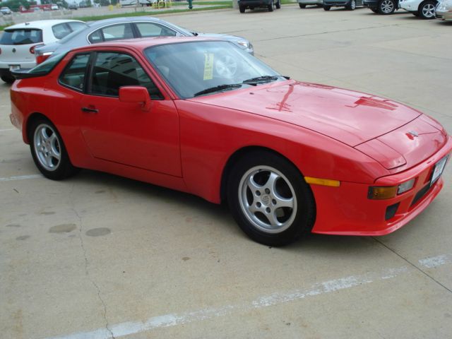 Porsche 944 1987 photo 13