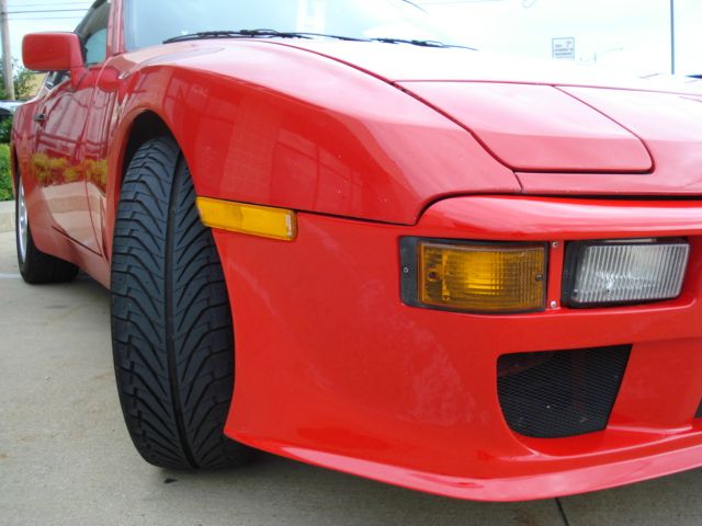 Porsche 944 1987 photo 15