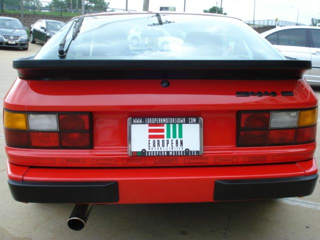 Porsche 944 1987 photo 18