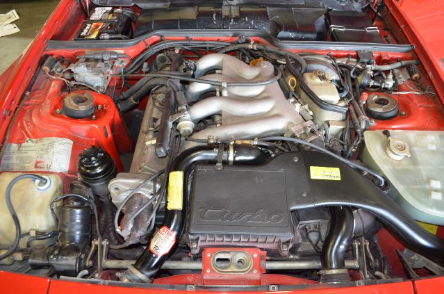 Porsche 944 1987 photo 1